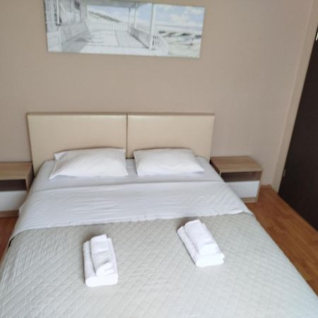 Apartment Filipovic بودغوريتْسا المظهر الخارجي الصورة